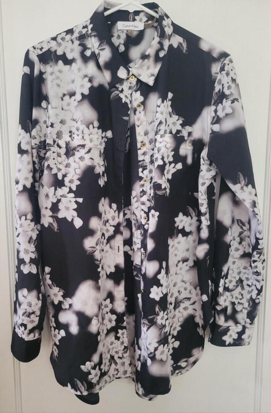 CALVIN KLEIN Top Women Med Black Floral Button Career